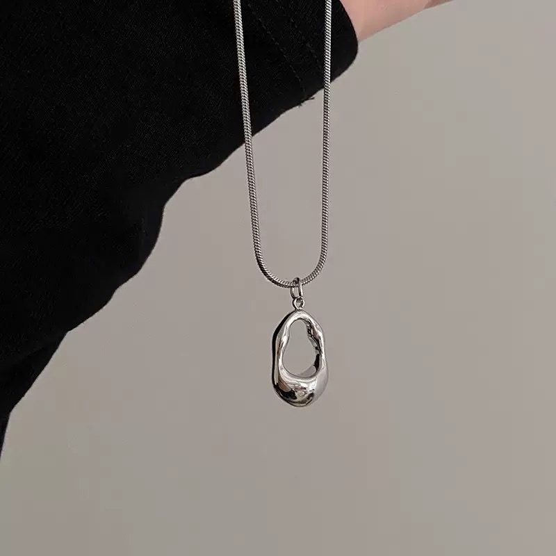 N-stl167-ສາຍຄໍ Silver Aura – ສະເໜ່ແຫ່ງຄວາມເປັນຕົວເອງ