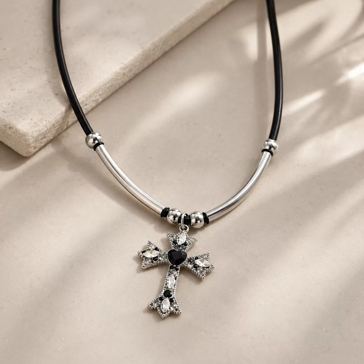 N-stl155-ສາຍຄໍ Black Saint Cross